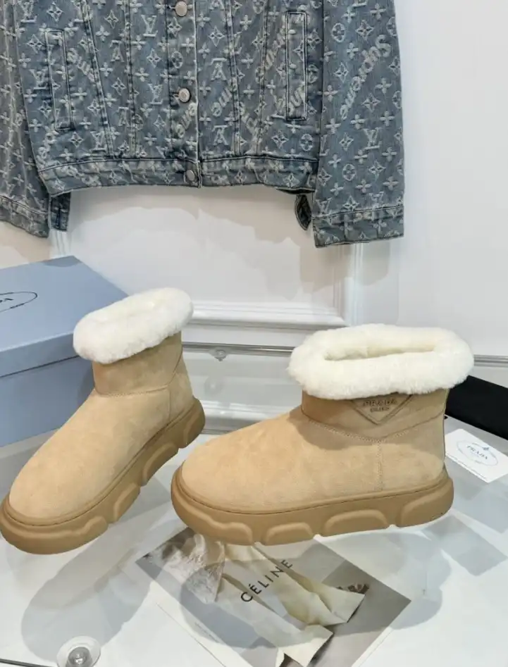 hype Prada Boots