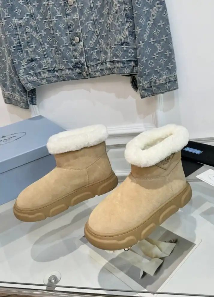 hype Prada Boots