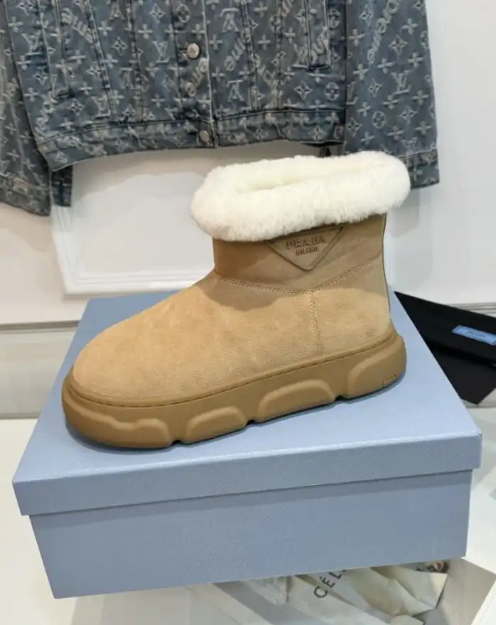 hype Prada Boots