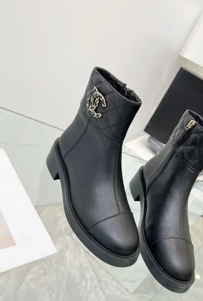 hype Chanel Boots