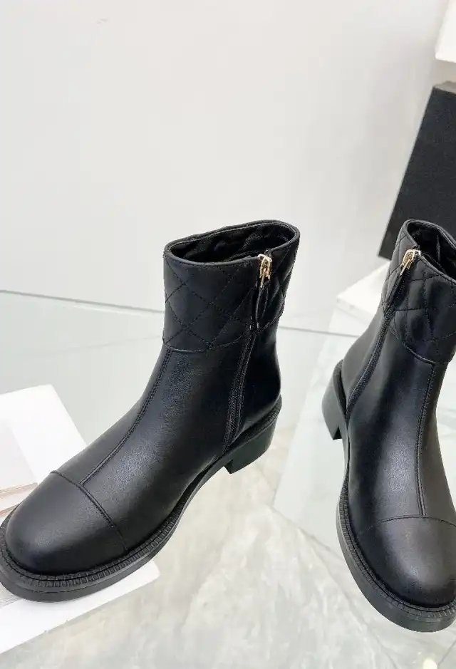 hype Chanel Boots