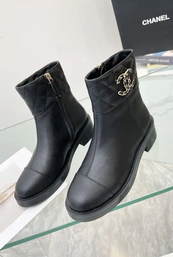 hype Chanel Boots