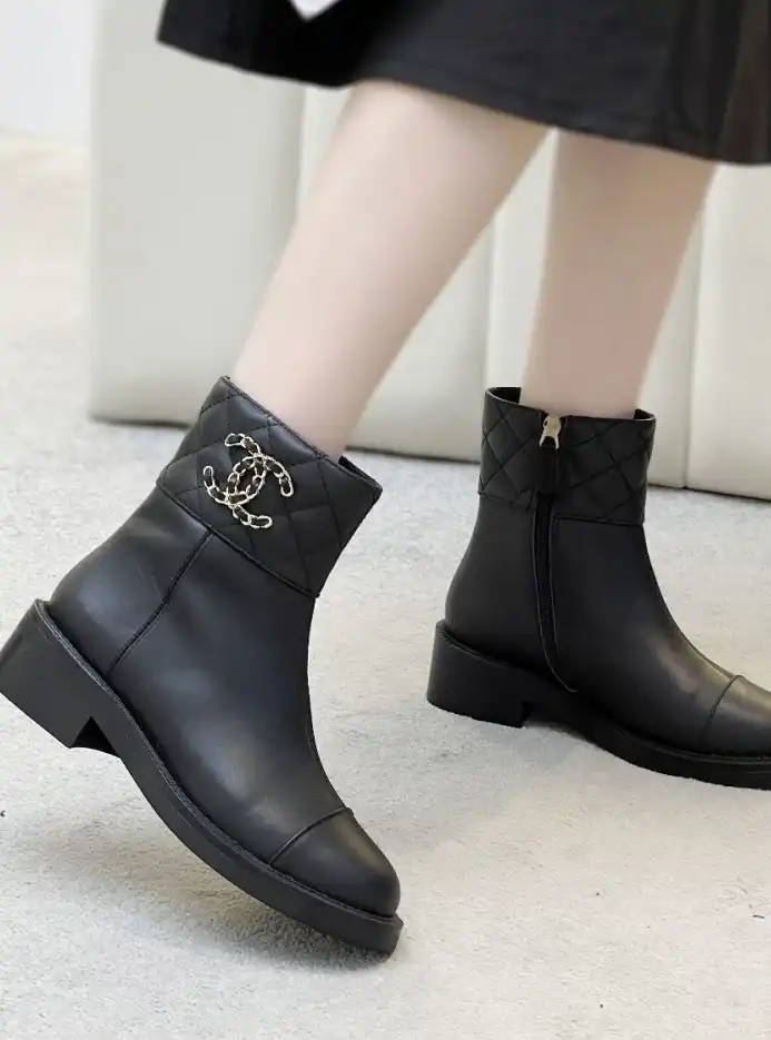 hype Chanel Boots