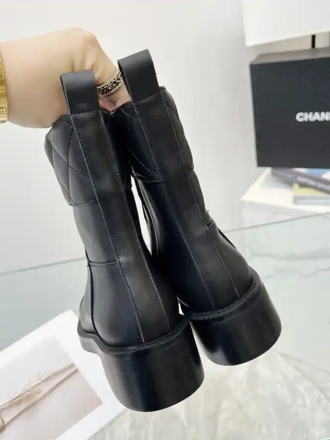 hype Chanel Boots