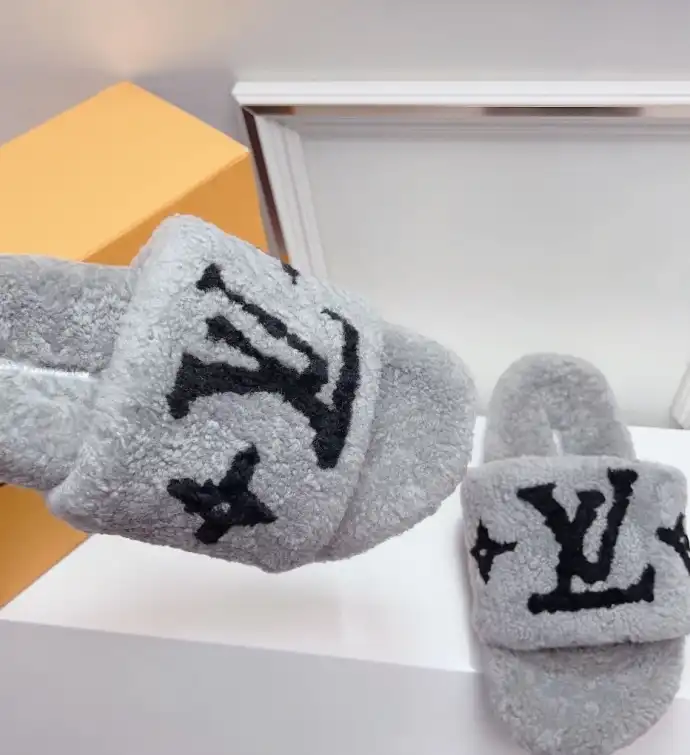 hype LV Slippers