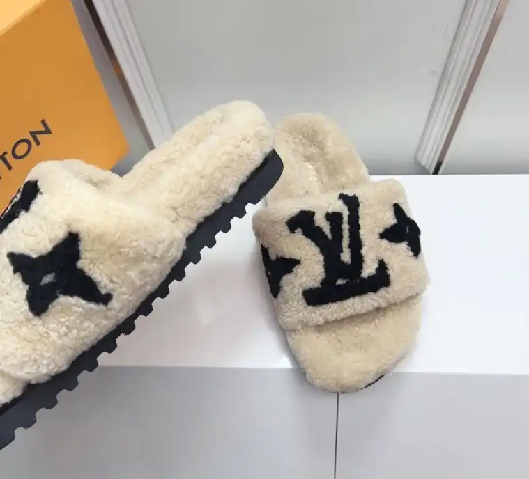 hype LV Slippers