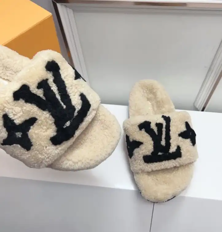 hype LV Slippers