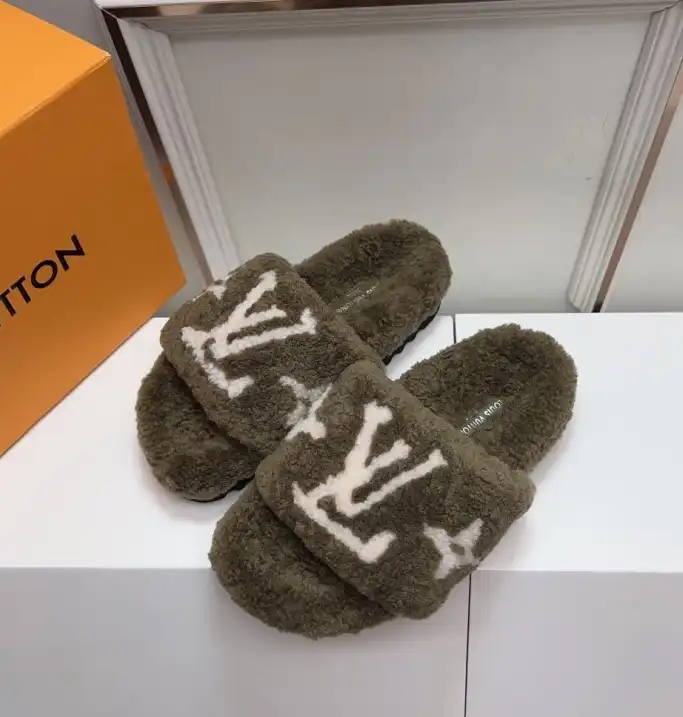 hype LV Slippers