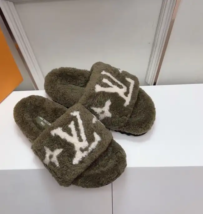 hype LV Slippers