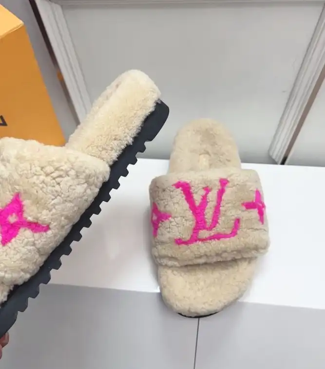 hype LV Slippers