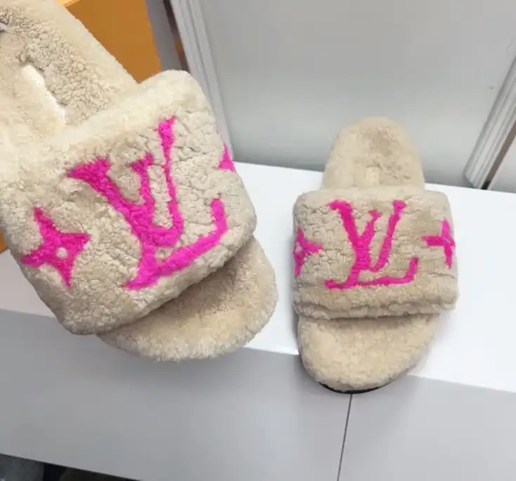 hype LV Slippers