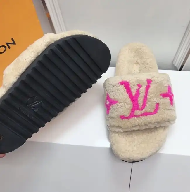 hype LV Slippers