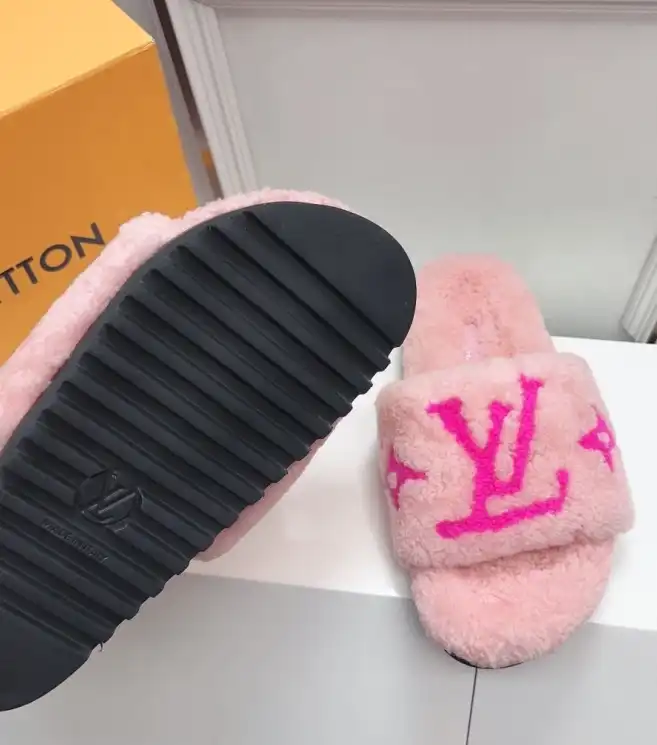 hype LV Slippers