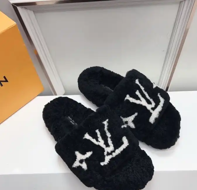 hype LV Slippers