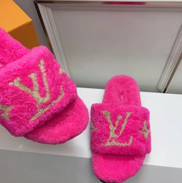 hype LV Slippers