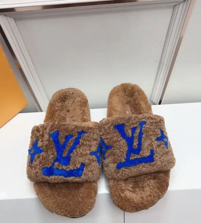 hype LV Slippers