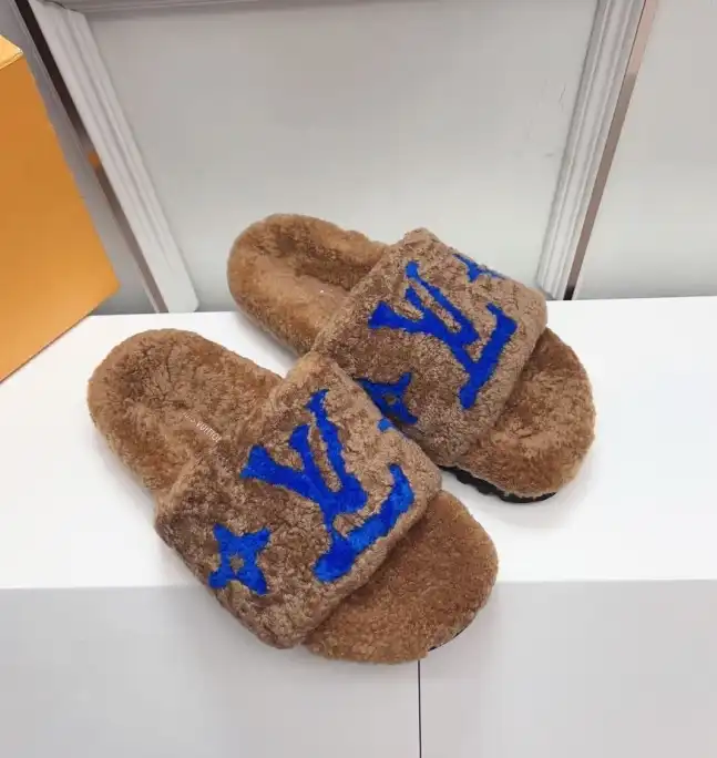 hype LV Slippers