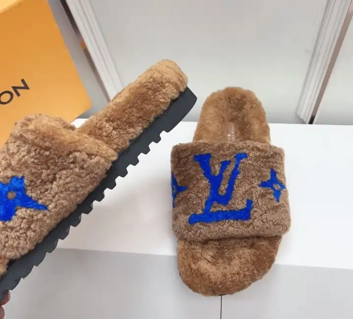 hype LV Slippers