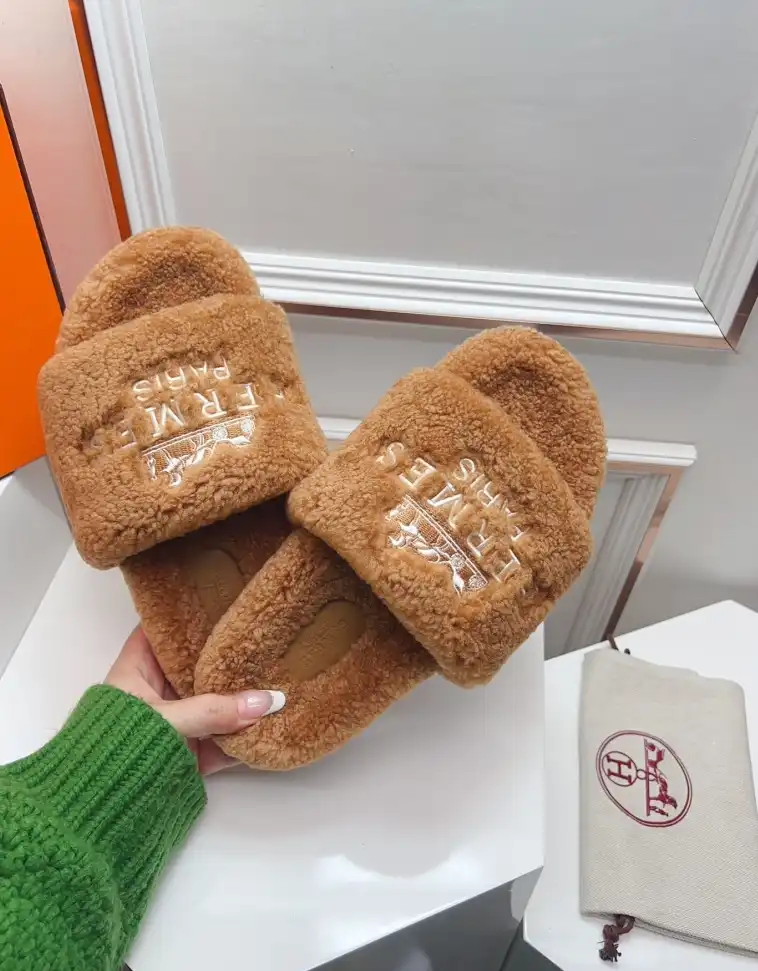 hype Hermes Slippers