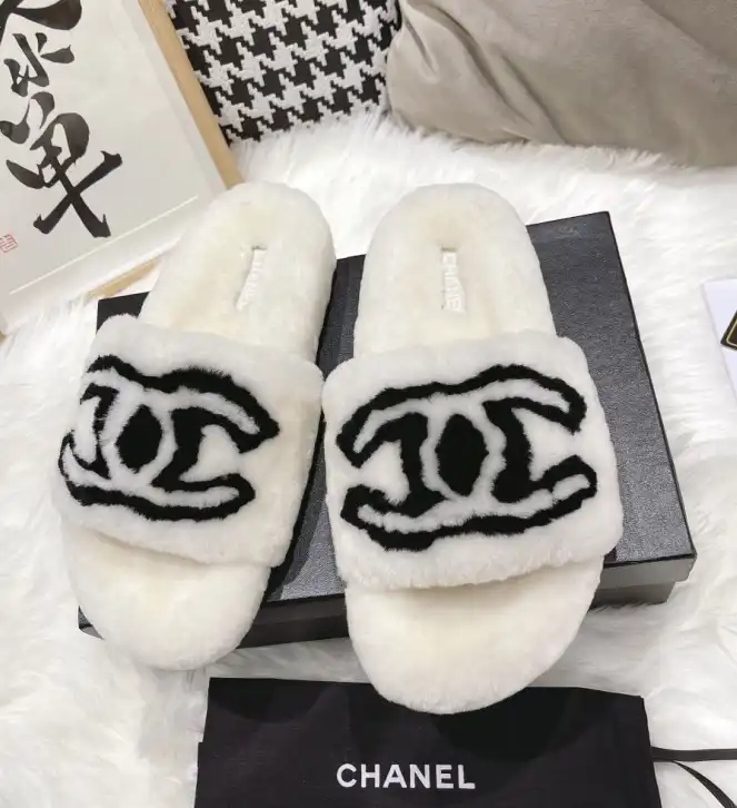 hype Chanel Slippers