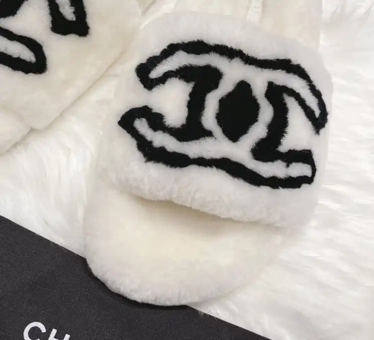 hype Chanel Slippers