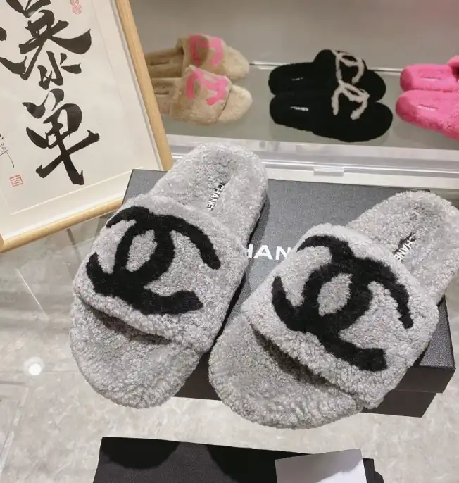 hype Chanel Slippers