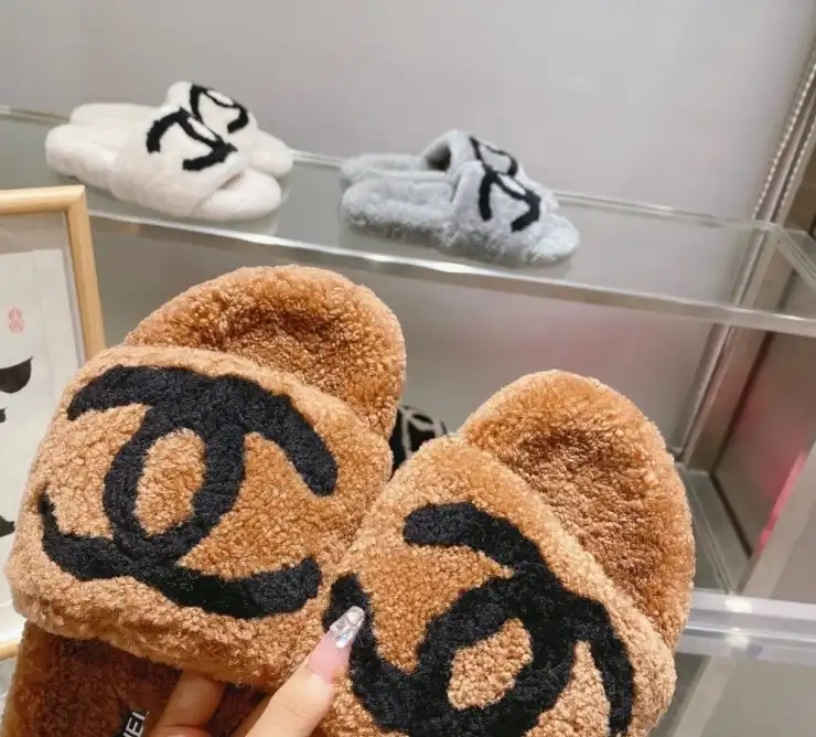 hype Chanel Slippers