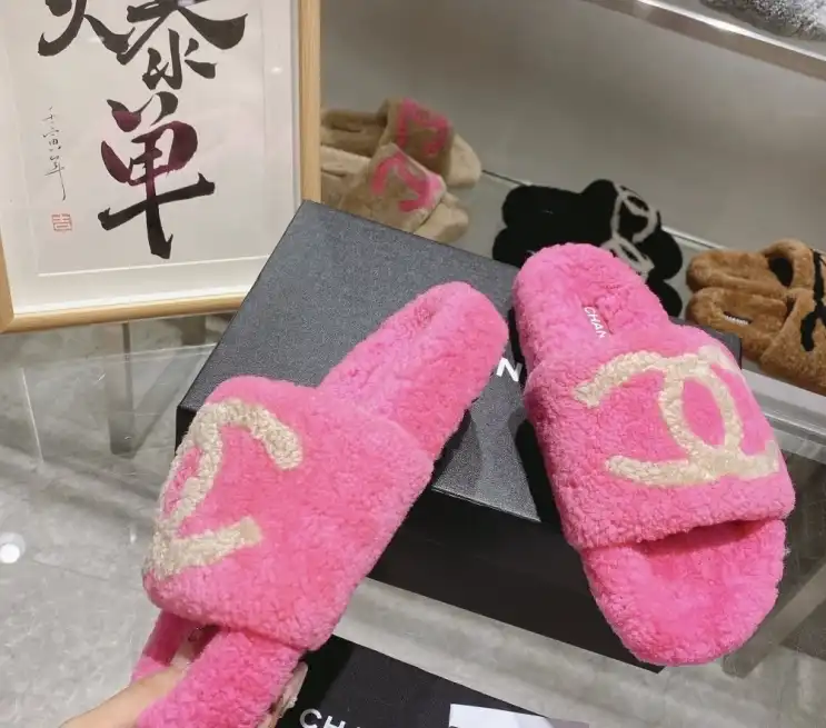 hype Chanel Slippers