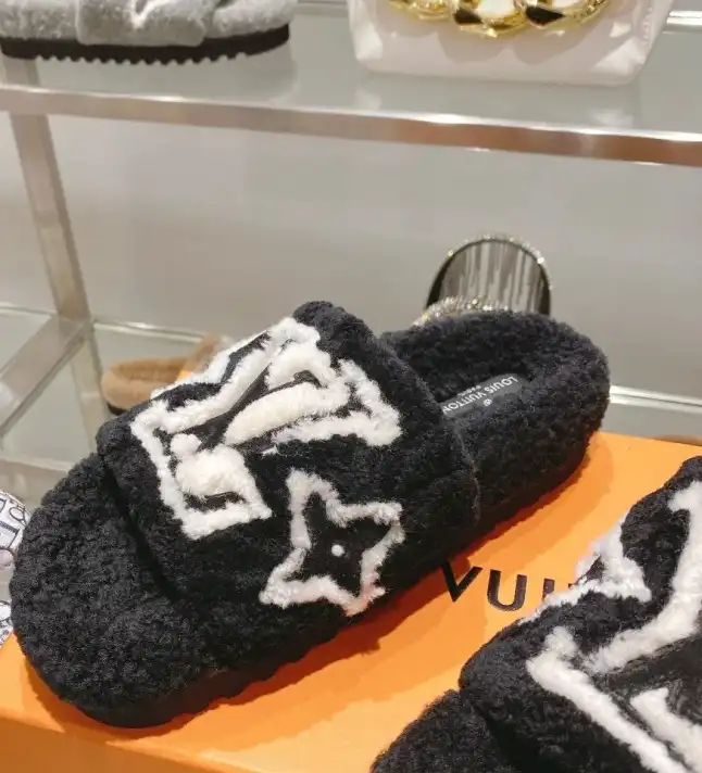 hype LV Slippers