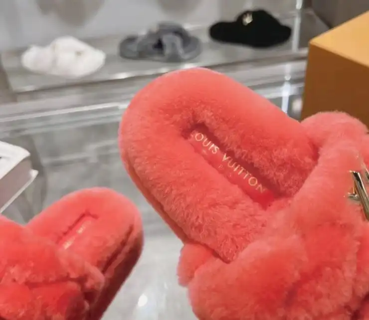 hype LV Slippers