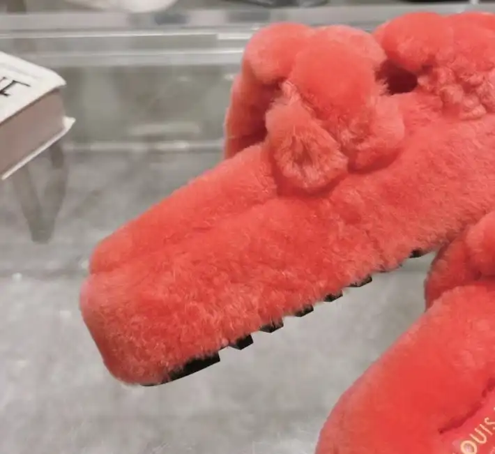 hype LV Slippers