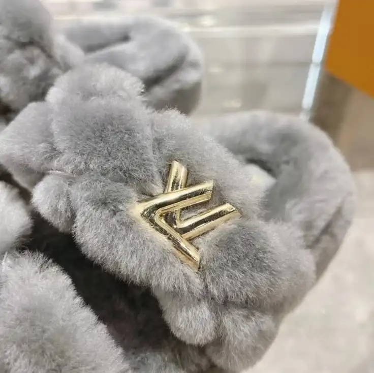 hype LV Slippers