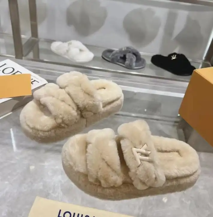 hype LV Slippers