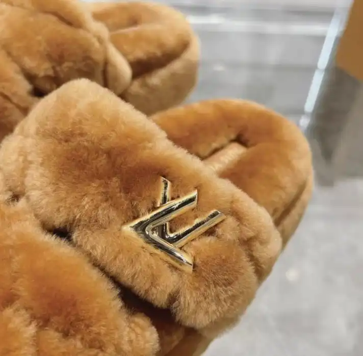 hype LV Slippers