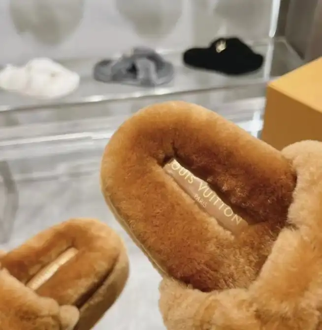 hype LV Slippers