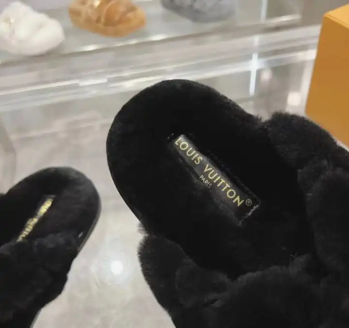 hype LV Slippers