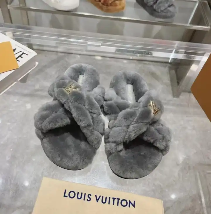 hype LV Slippers