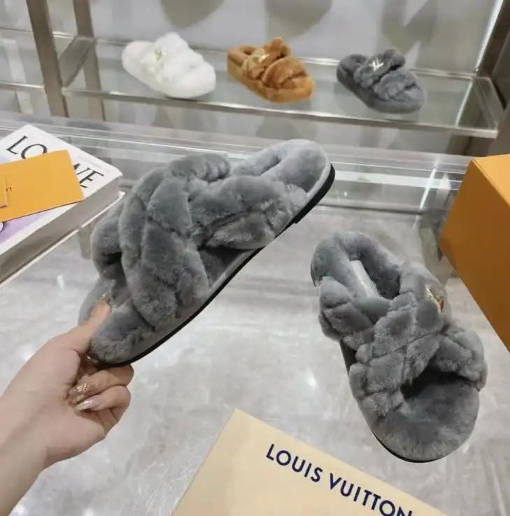 hype LV Slippers