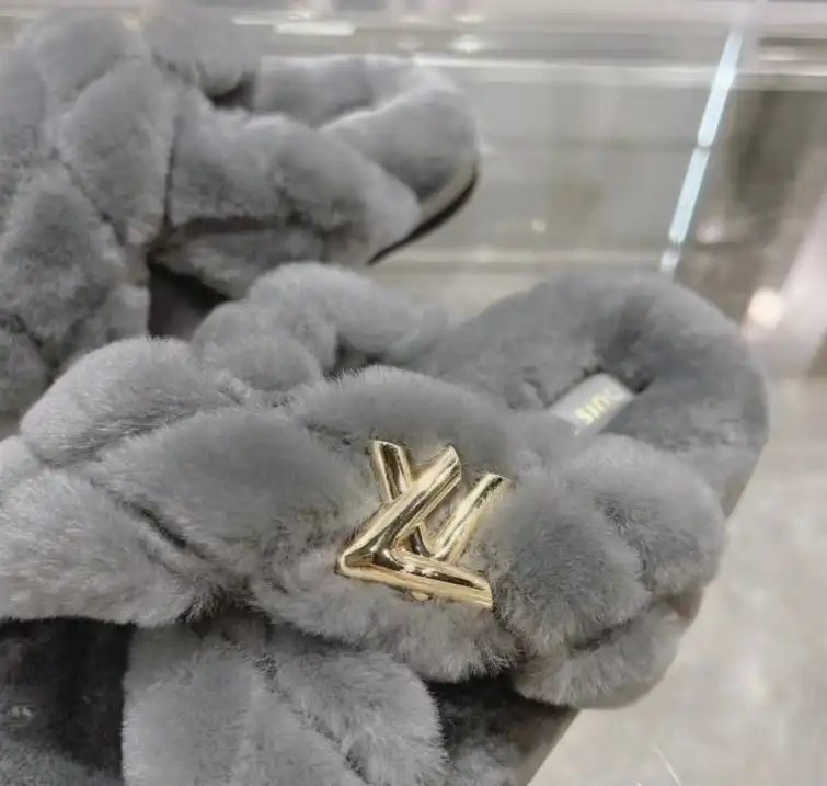 hype LV Slippers