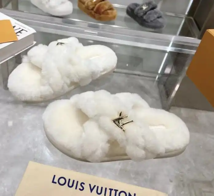 hype LV Slippers