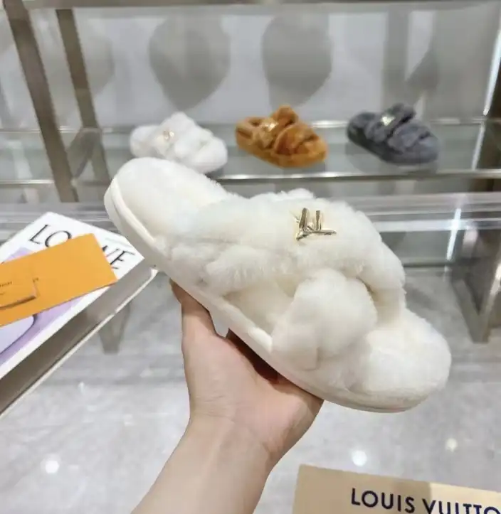 hype LV Slippers