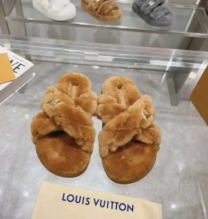 hype LV Slippers