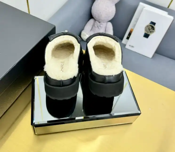 hype Chanel Slippers