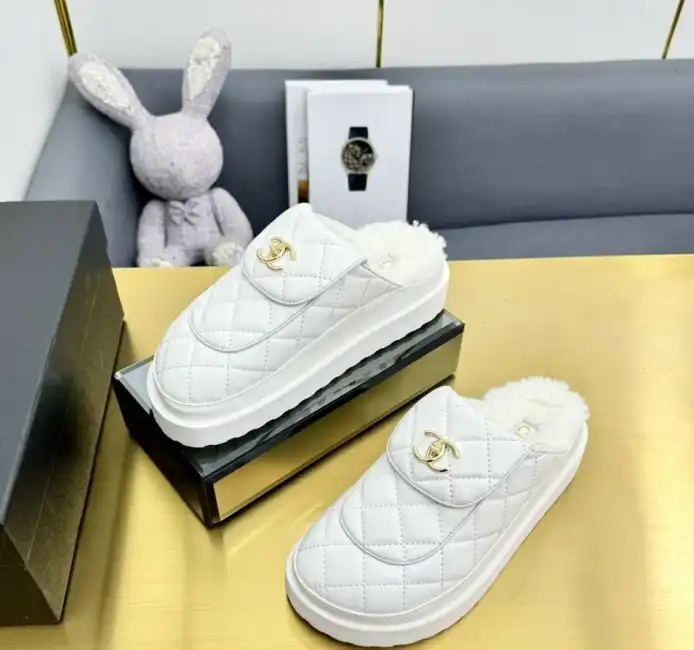 hype Chanel Slippers