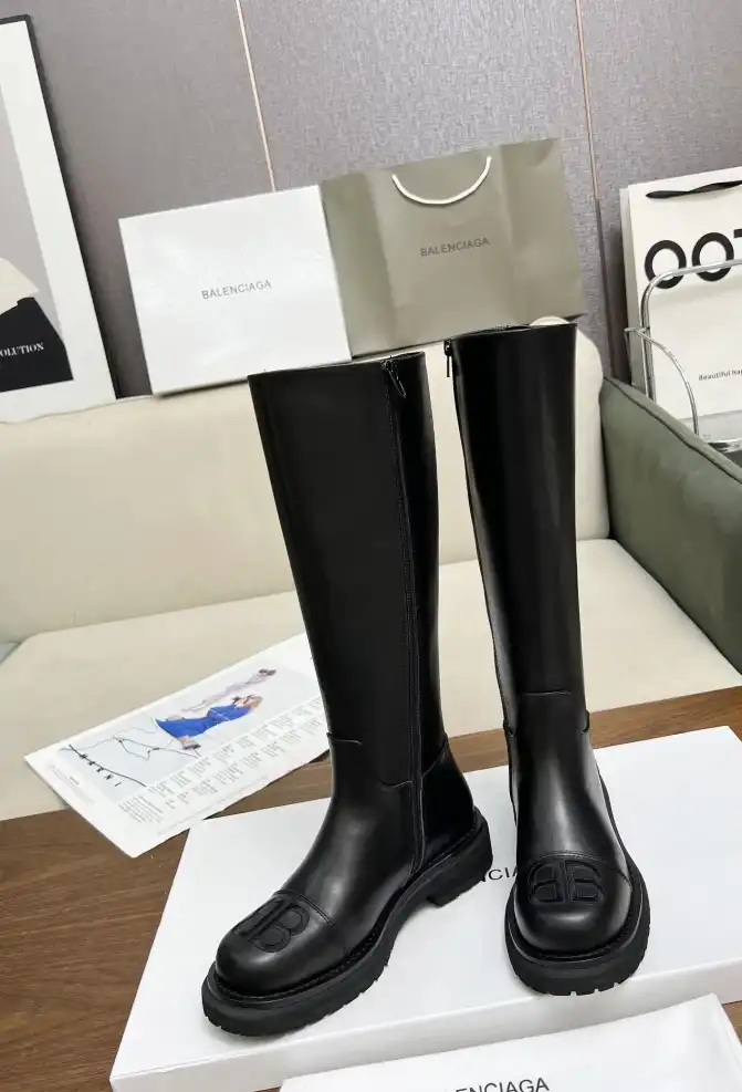 hype Balenciaga Boots