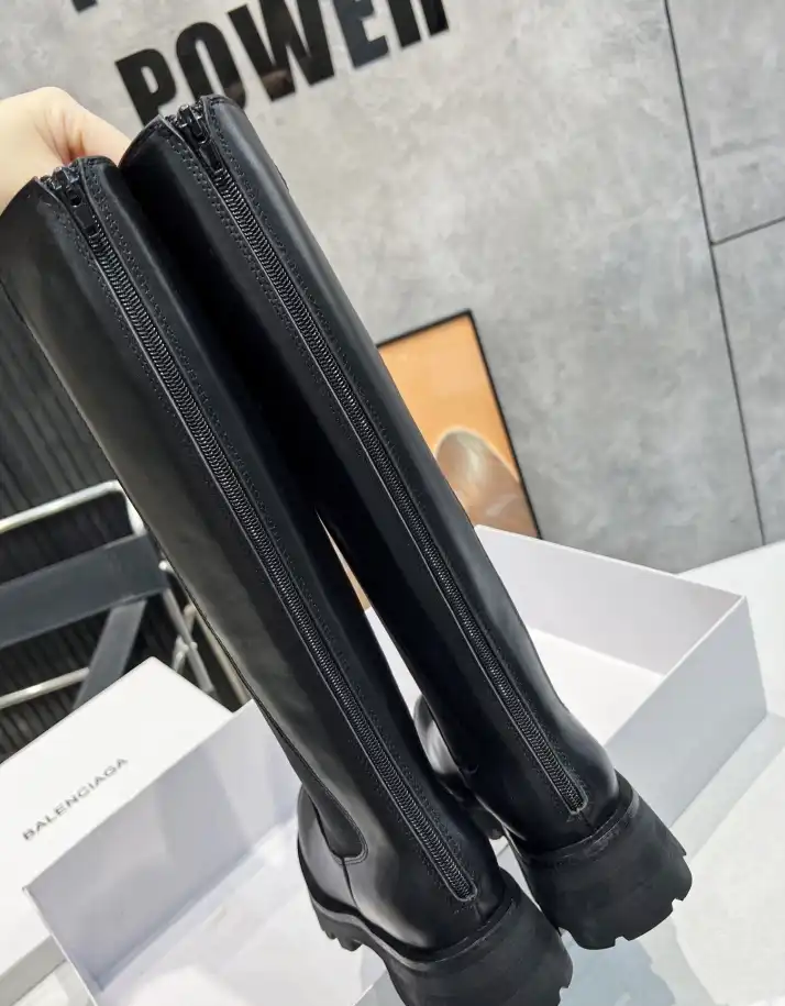 hype Balenciaga Boots