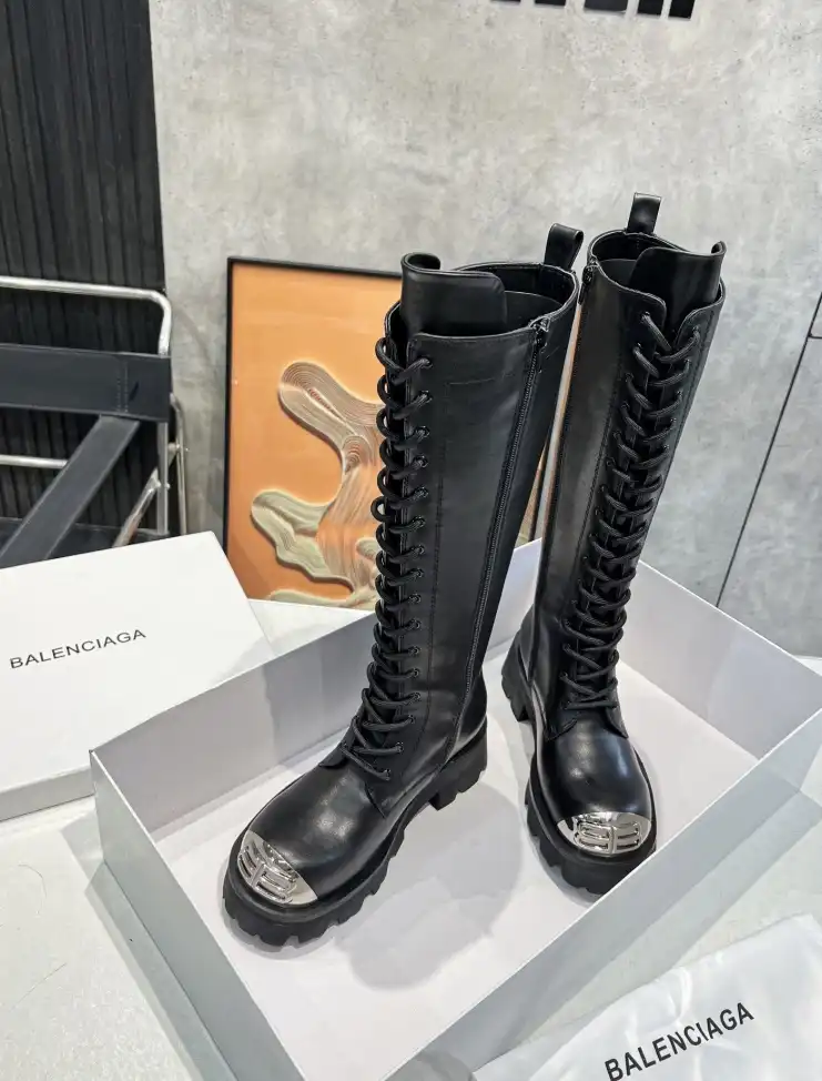 hype Balenciaga Boots