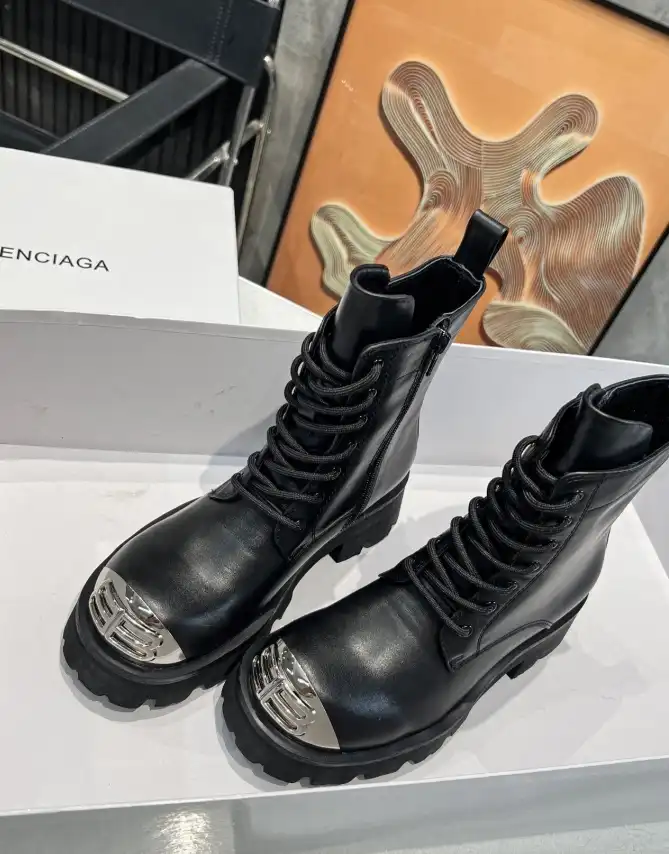 hype Balenciaga Boots