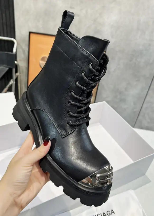 hype Balenciaga Boots