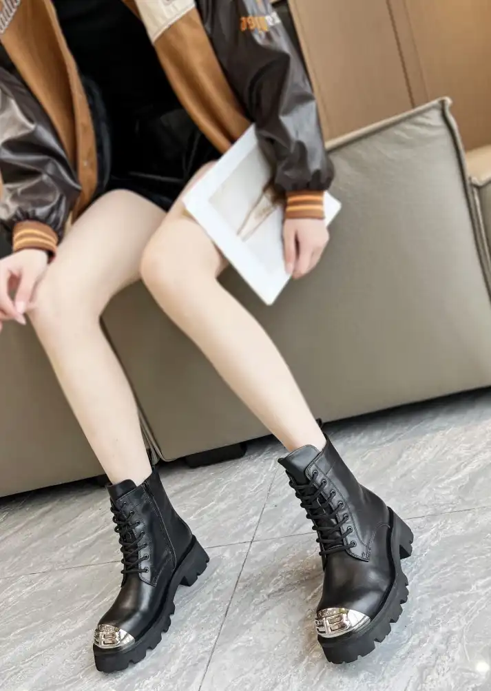 hype Balenciaga Boots